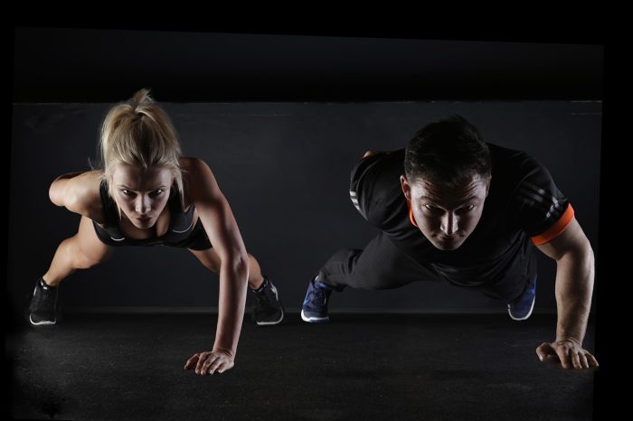 melakukan Tabata workout